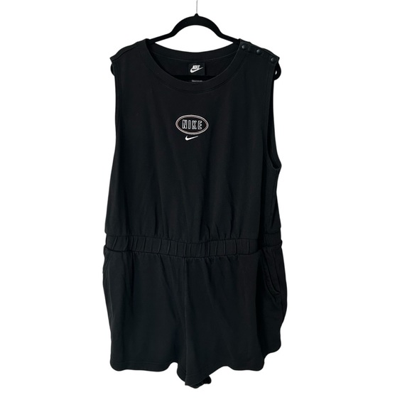 Nike Women’s Black Sleeveless Crewneck Shorts Style One-Piece Romper Sz 2X GUC - Picture 1 of 10